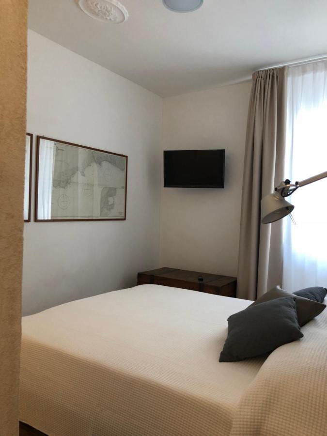B&B Mare Di Fuori Stintino Εξωτερικό φωτογραφία