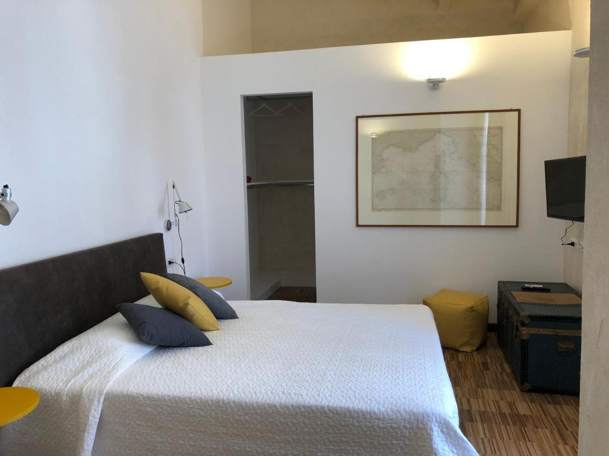 B&B Mare Di Fuori Stintino Εξωτερικό φωτογραφία