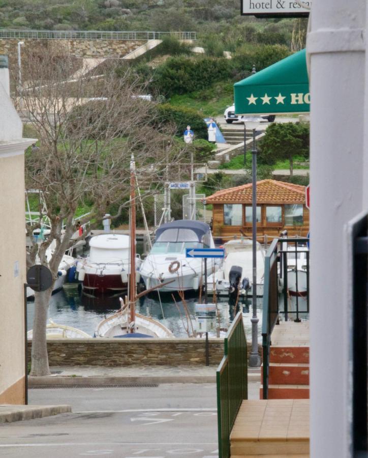 B&B Mare Di Fuori Stintino Εξωτερικό φωτογραφία